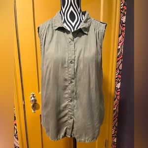 Calvin Klein Green Button Up Tank Top Size L